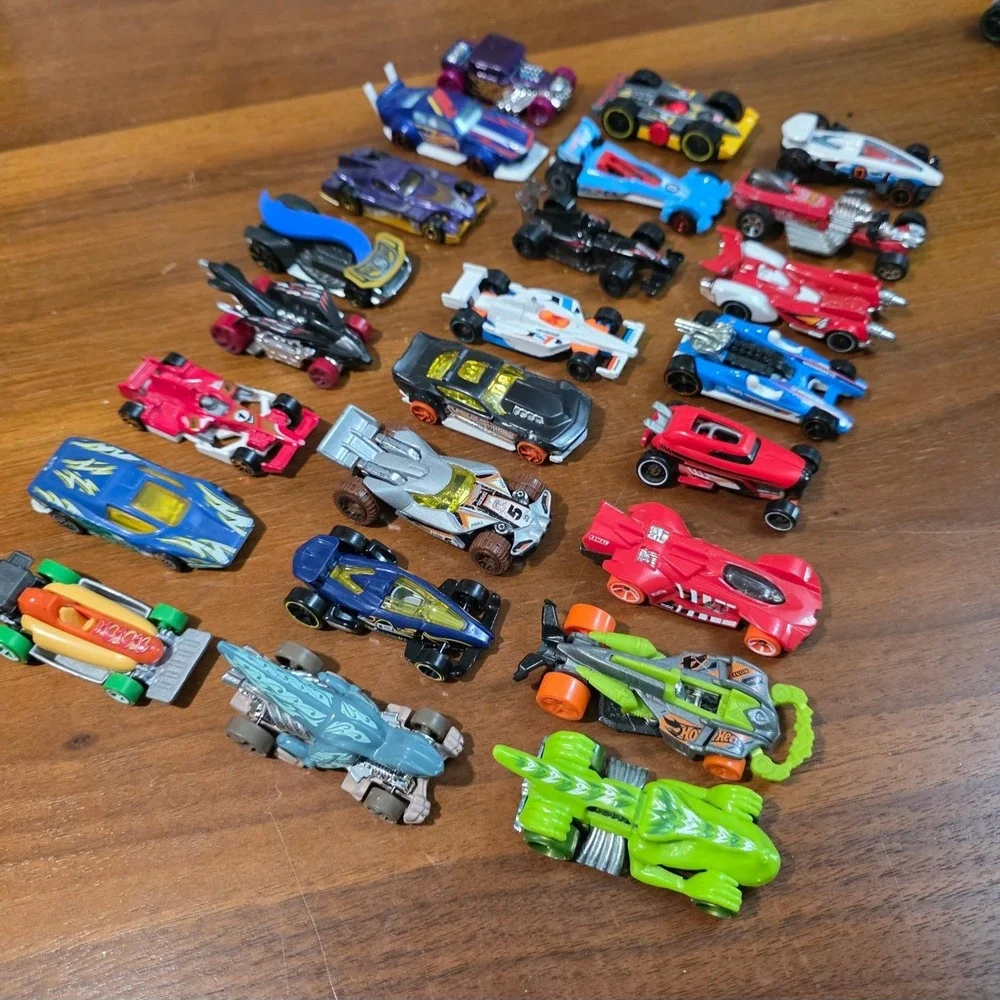 Hot Wheels Diecast Toy Car Lot Street Wiener Formula Racing Fantasy Cars